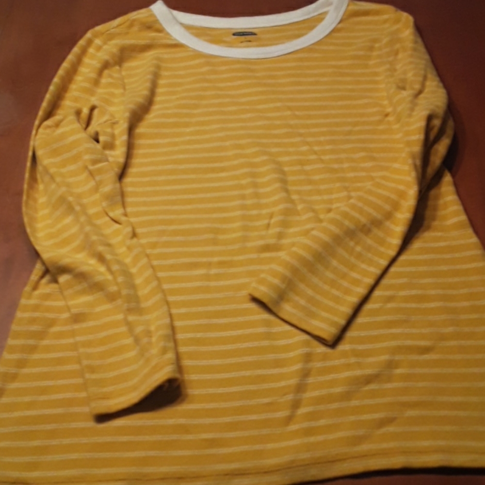 Womens Long sleeved shirt
